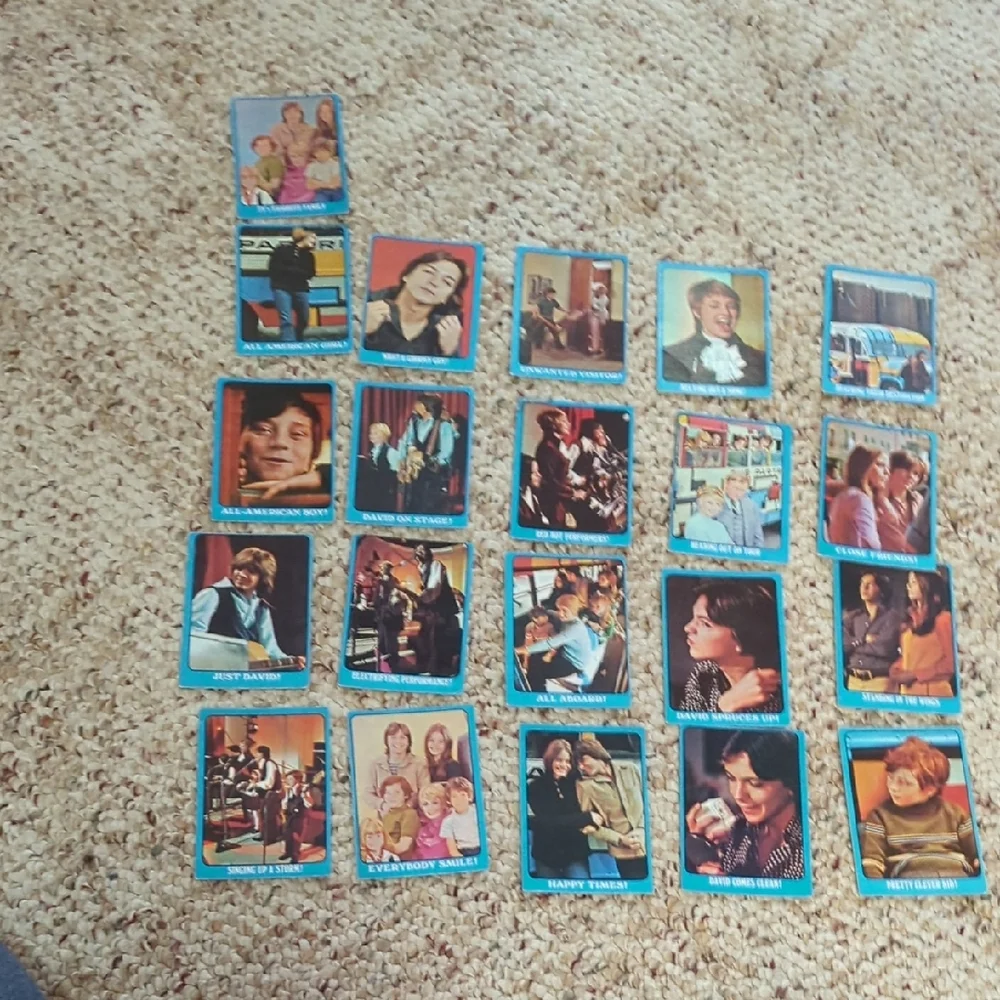 1971 Topps The Partridge Family Blue Framed Trading Cards Lot of 45 Missing 10 - Picture 7 of 16